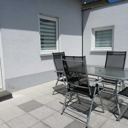 Vakantiehuis Ferienhaus Riol Am See
